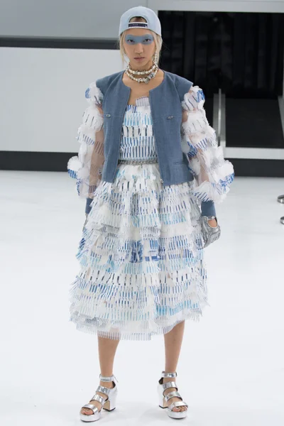 Look 90